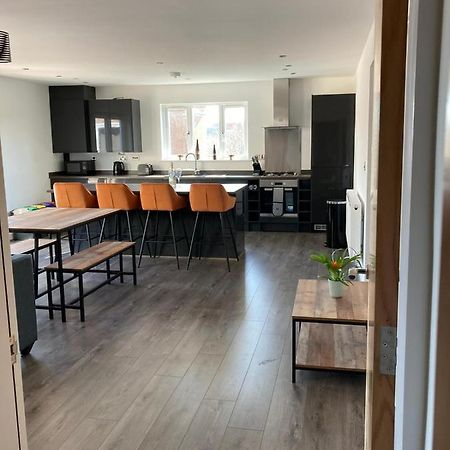 Spacious Newly Built Apartment Rhos On Sea, Colwyn Bay المظهر الخارجي الصورة