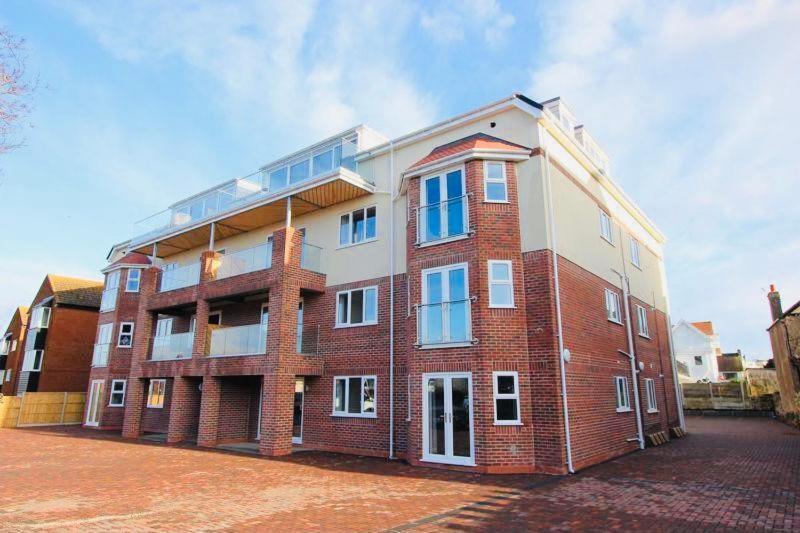 Spacious Newly Built Apartment Rhos On Sea, Colwyn Bay المظهر الخارجي الصورة